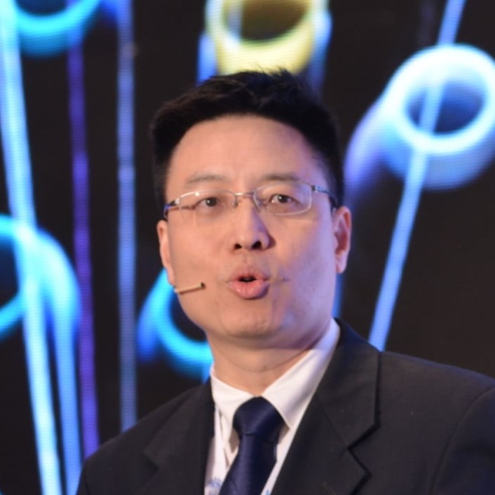 Dr Louis Tong