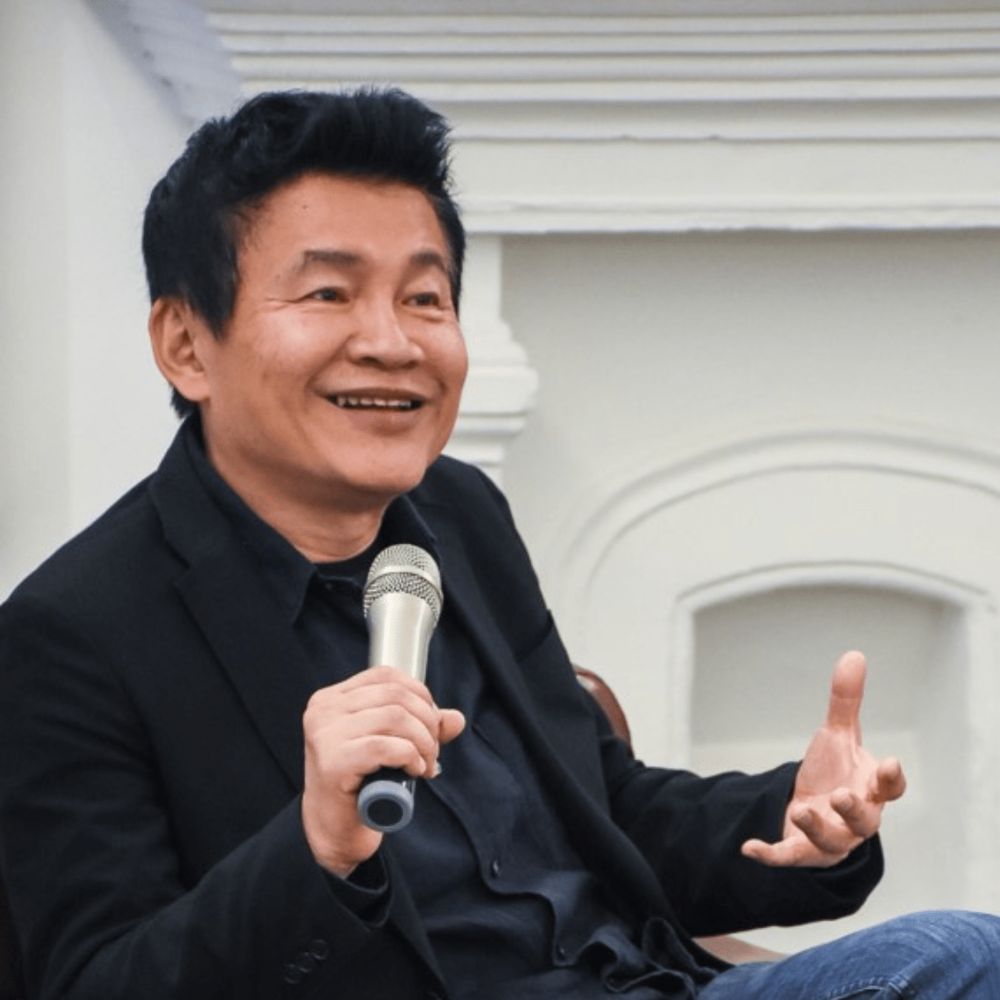 罗智成